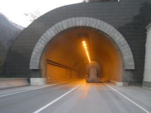 tunel soci