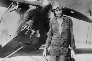 Amelia-Earhart