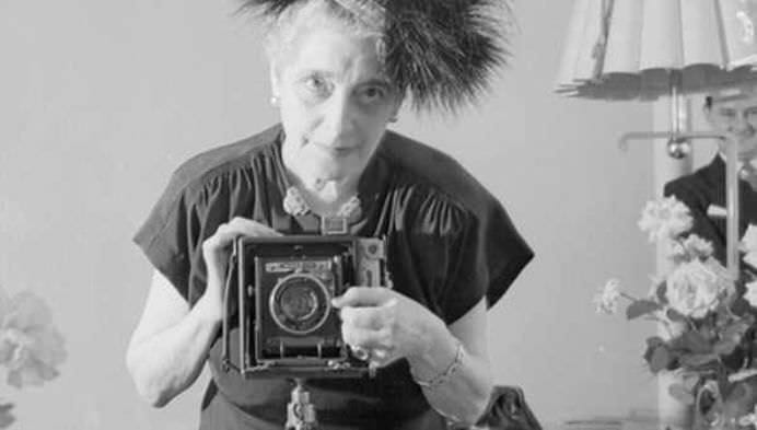 IMAGINI DE COLECTIE! Cele mai vechi SELFIE-uri din ISTORIE!15
