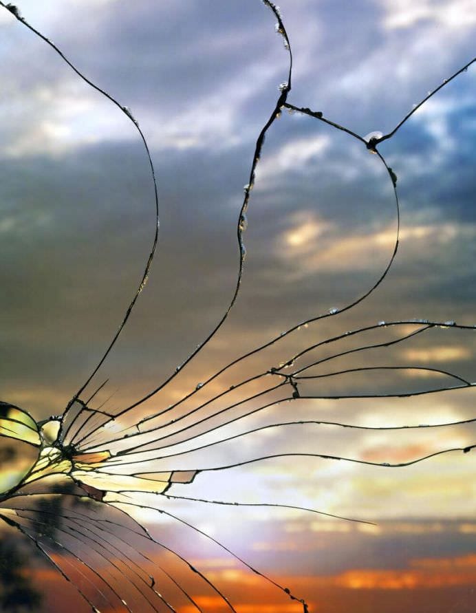 O oglinda sparta ascunde mistere stiute doar de acest fotograf!6