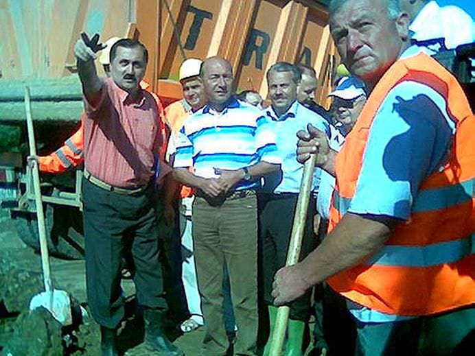 TOP 10 POZE care prezinta PENIBILUL la INUNDATIILE din Romania!5