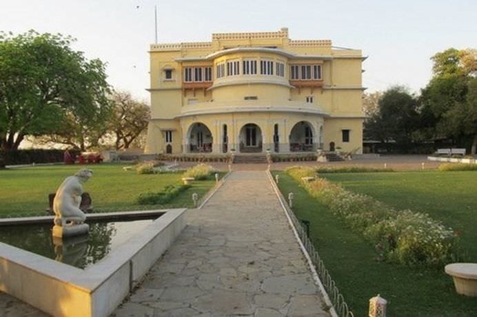 TOP Zece LOCURI cu adevarat BANTUITE in INDIA!1
