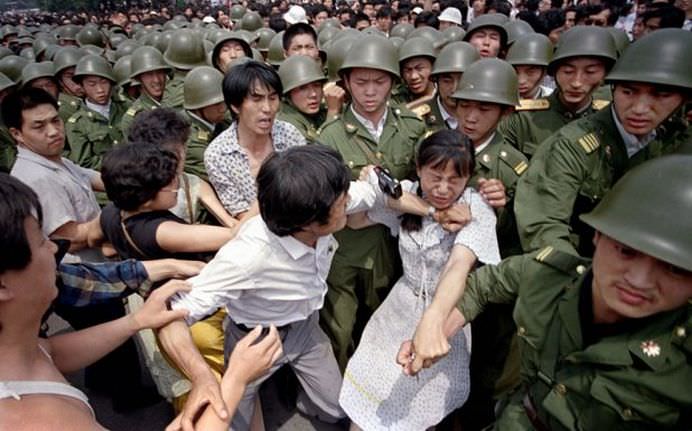 Nu se va uita niciodata! S-au implinit 25 de ani de la MASACRUL DIN PIATA TIANANMEN! FOTO + VIDEO9