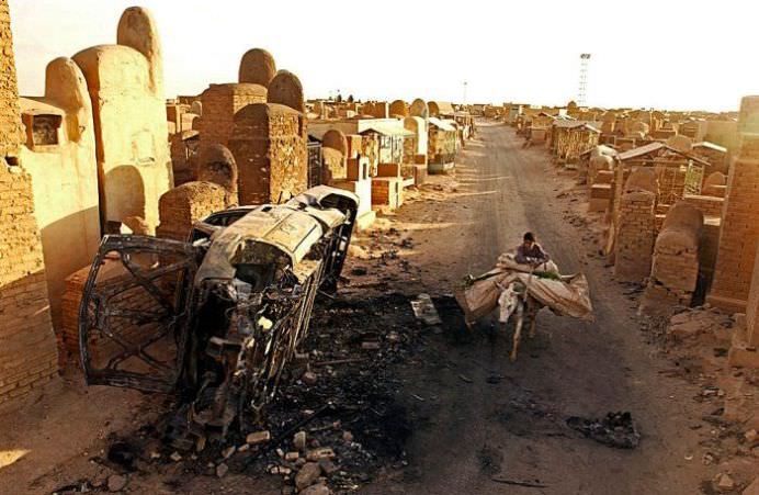 IMAGINI RARE cu cel mai mare cimitir din lume Wadi al-Salam! FOTO + VIDEO7