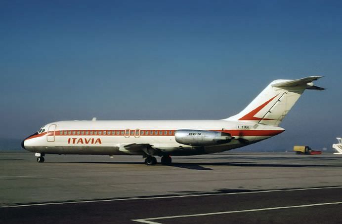 TOP 6 Avioane civile DOBORATE cu RACHETE, in situatii de conflict! FOTO2