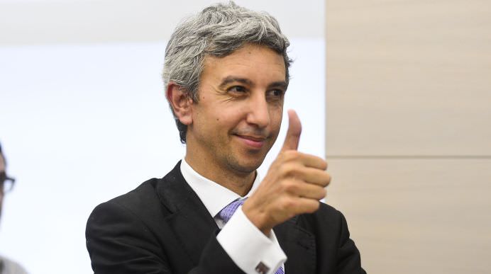 Cei 14 candidati care vor sa puna mana pe OSUL de la COTROCENI8