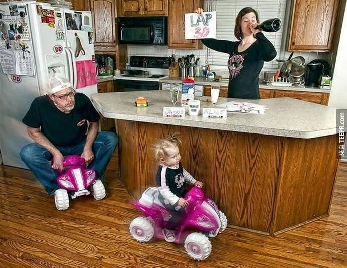 IMAGINI SIMPATICE cu TATICUL MODEL si FETITA SA care iti vor face ziua mai frumoasa!2
