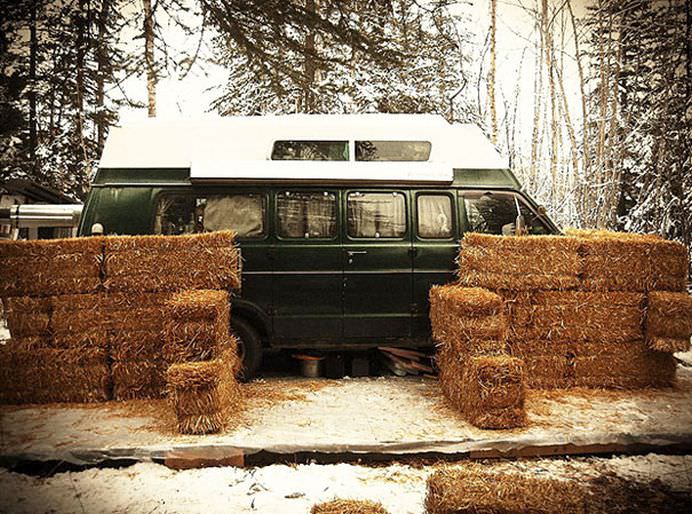 Cum iti poti transforma Dodge Van-ul din intr-o casuta perfecta! FOTO11