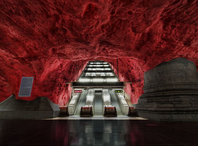 IMAGINI DESPRINSE de pe alt PAMANT! Incursiune in cele mai frumoase 30 de STATII DE METROU din lume!3