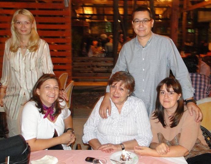 La Famiglia lui Victor Ponta! Pe mana cui a intrat Romania8