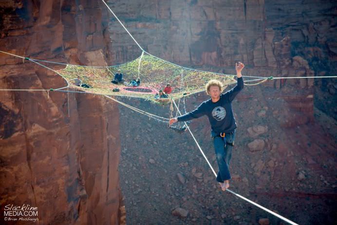 IMAGINI PERICULOASE care iti intrec orice nivel de ADRENALINA!1