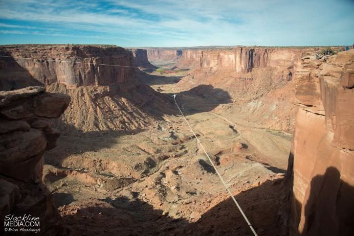 IMAGINI PERICULOASE care iti intrec orice nivel de ADRENALINA!10