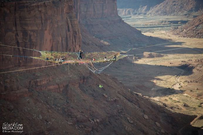IMAGINI PERICULOASE care iti intrec orice nivel de ADRENALINA!8