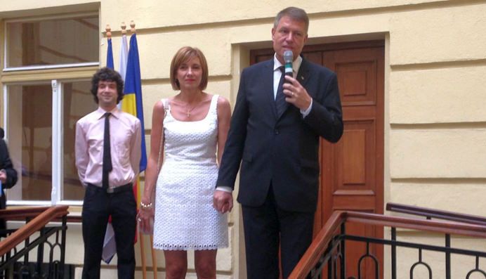 carmen iohannis6