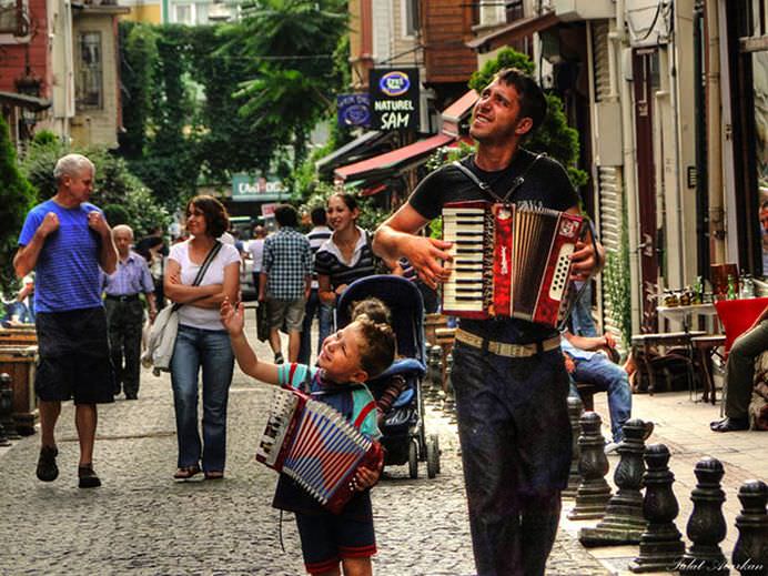 Asa TATA, asa FIU! IMAGINI ADORABILE care arata ca relatia TATA-FIU este una PUTERNICA!7
