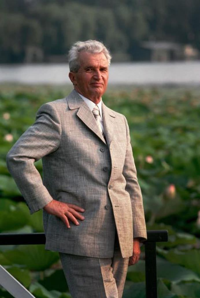 Ultima FOTOGRAFIE cu Nicolae Ceausescu inainte de a muri! Este UNICA si realizata de un strain!2